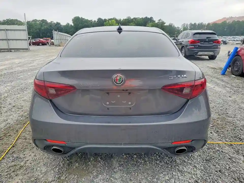 ZARFAEBN8J7566273 2018 ALFA ROMEO GIULIA-5