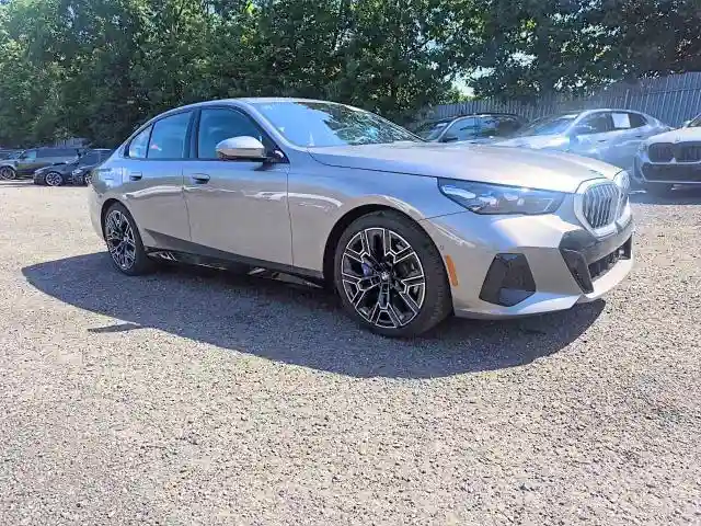 WBA63FJ06TCX08787 2026 BMW 5 SERIES-2