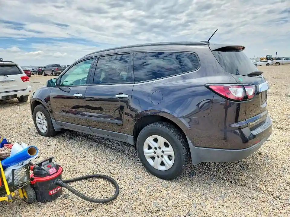 1GNKVFKD1HJ179031 2017 CHEVROLET TRAVERSE-1