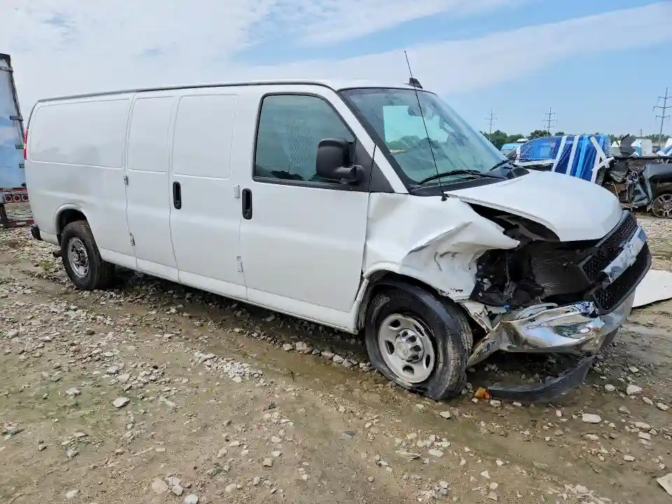 1GCZGHFP3P1240279 2023 CHEVROLET EXPRESS-3