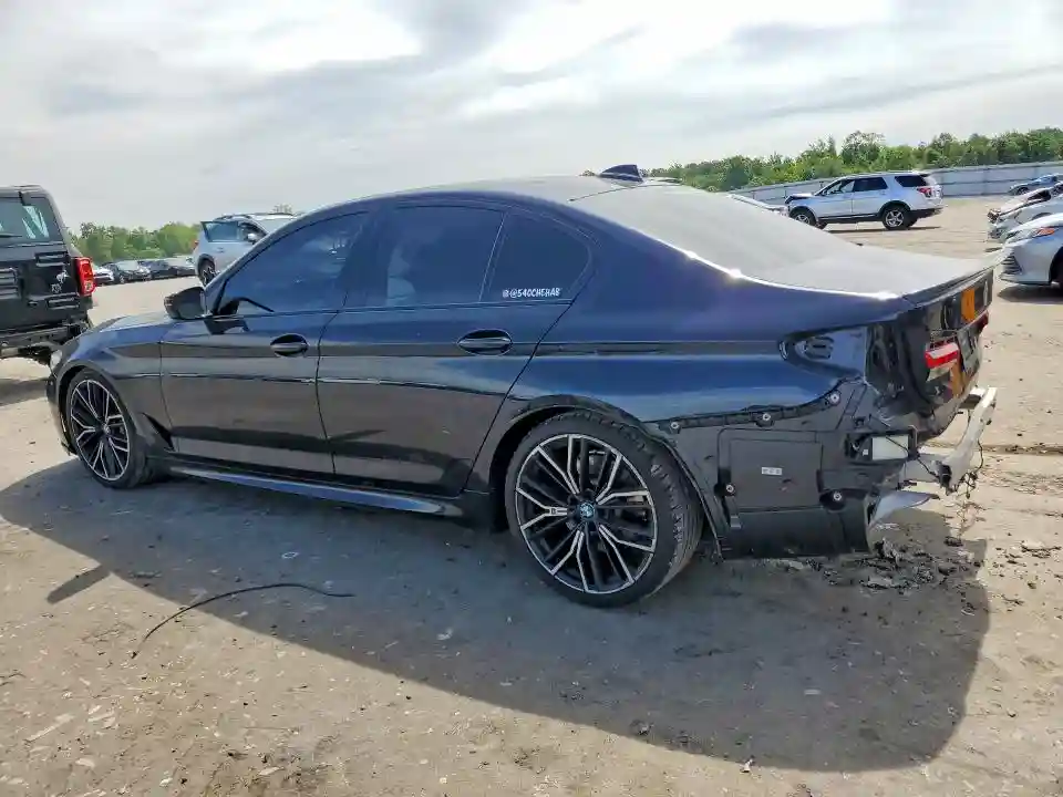 WBA53BJ09NWX46715 2022 BMW 5 SERIES-1