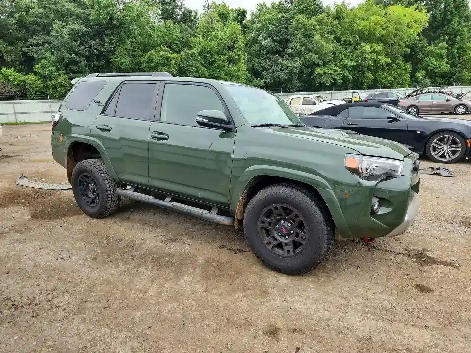 JTERU5JR5N5982376 2022 TOYOTA 4RUNNER-3