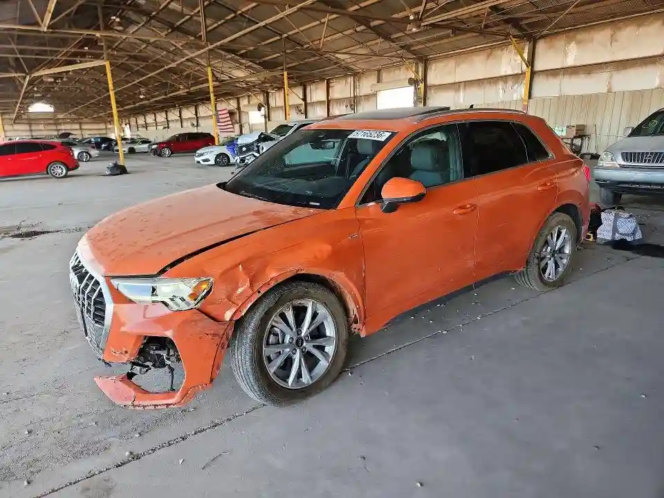 WA1DECF30P1106954 2023 AUDI Q3-0