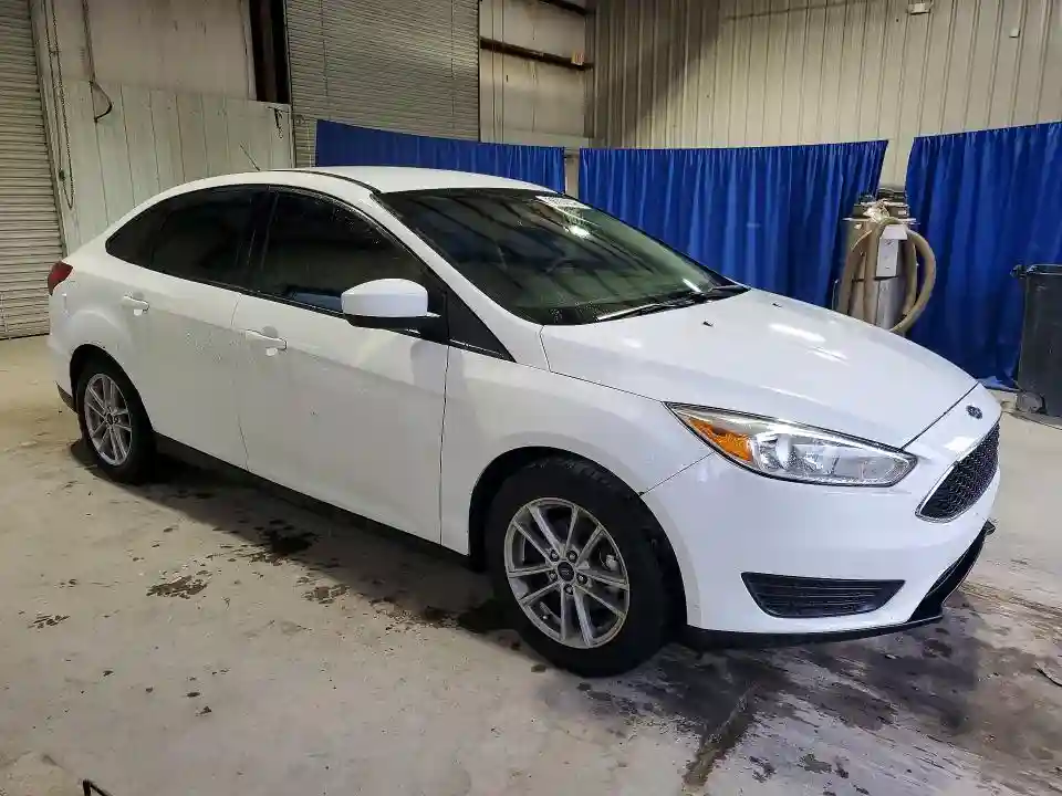 1FADP3FE8JL203130 2018 FORD FOCUS-3