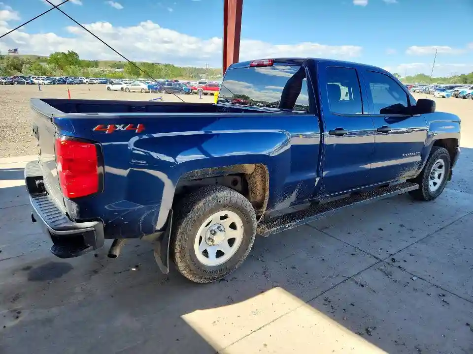 1GCVKNEC8JZ343054 2018 CHEVROLET SILVERADO-2
