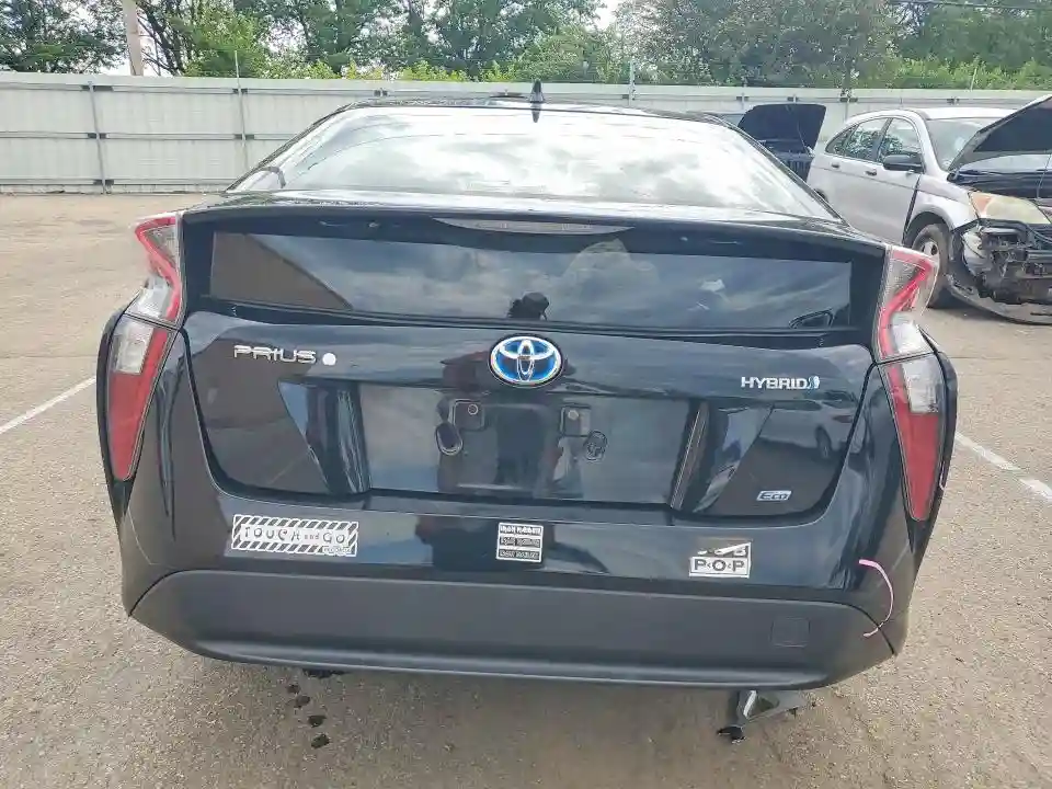 JTDKARFU4G3026047 2016 TOYOTA PRIUS-5