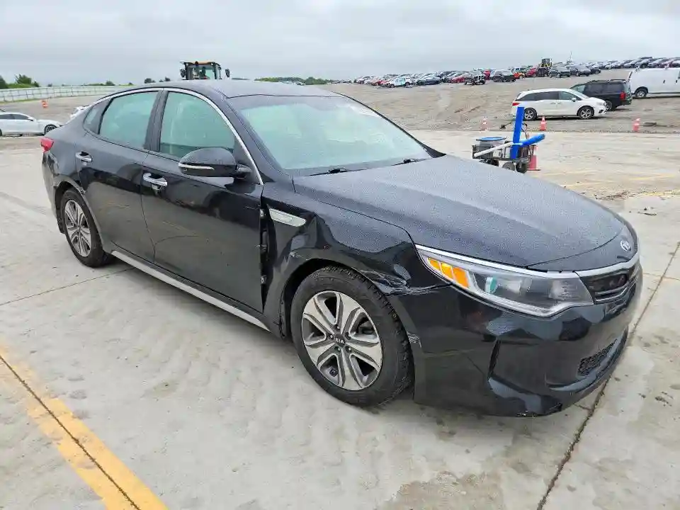 KNAGU4LE4H5010026 2017 KIA OPTIMA-3