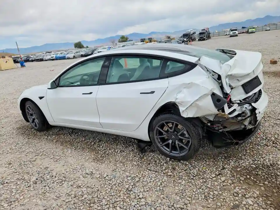 5YJ3E1EA8MF989887 2021 TESLA MODEL 3-1