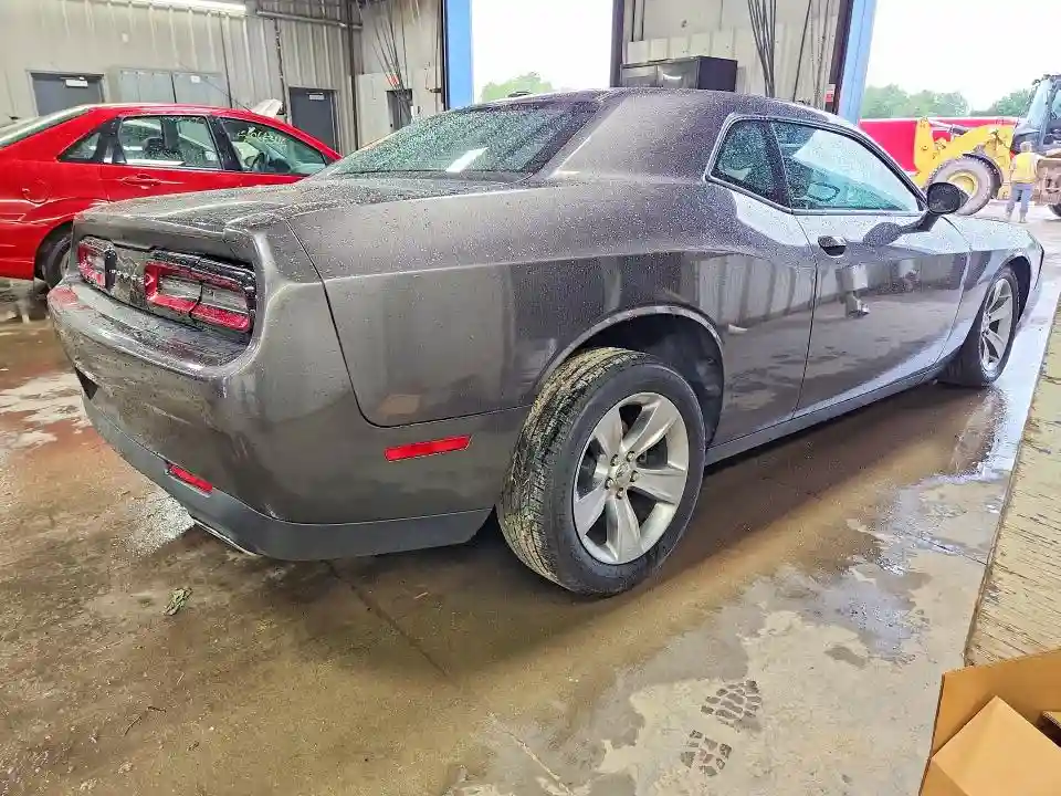 2C3CDZAG8GH168237 2016 DODGE CHALLENGER-2