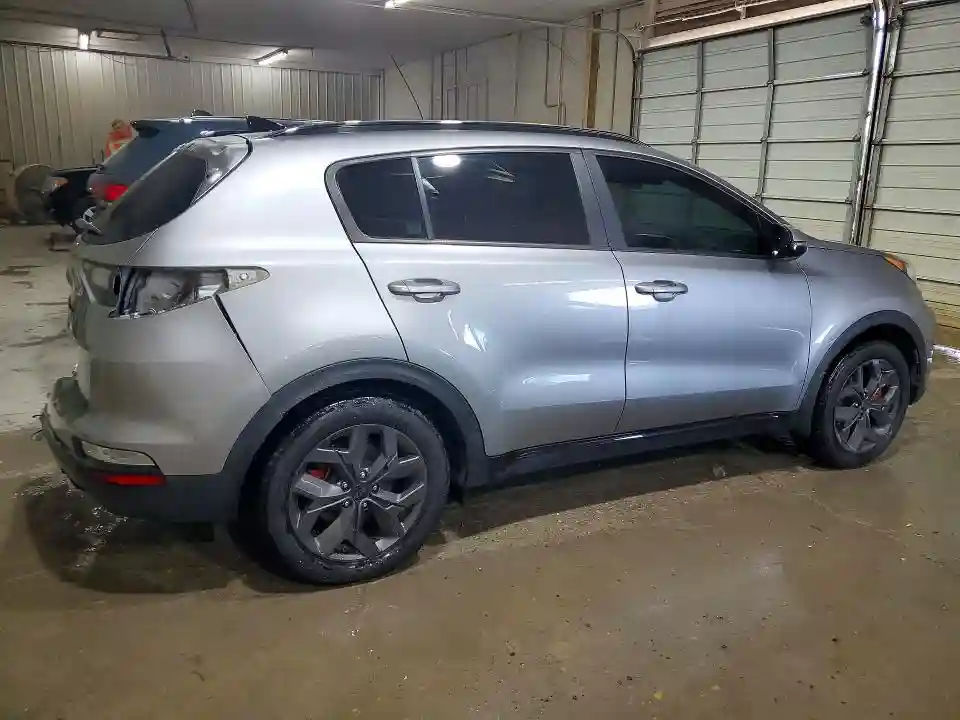 KNDP63AC0M7935653 2021 KIA SPORTAGE-2
