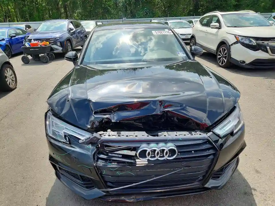 WAUENAF4XJN000970 2018 AUDI A4-4