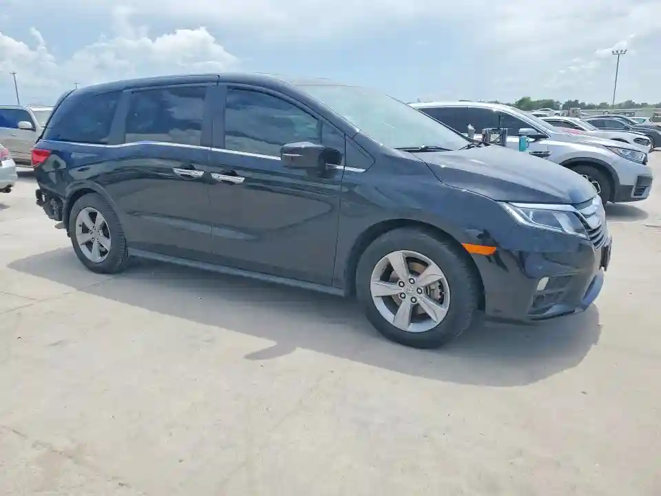 5FNRL6H72JB097885 2018 HONDA ODYSSEY-3