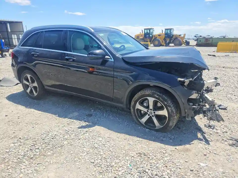 WDC0G5EB6KF605265 2019 MERCEDES-BENZ GLC-CLASS-3