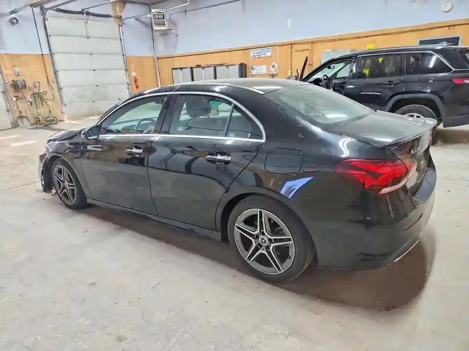 W1K3G4FB5MJ285518 2021 MERCEDES-BENZ A-CLASS-1