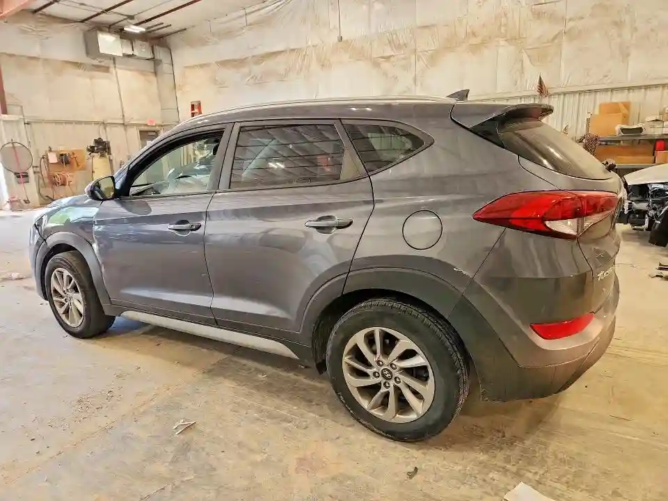 KM8J3CA49JU681828 2018 HYUNDAI TUCSON-1