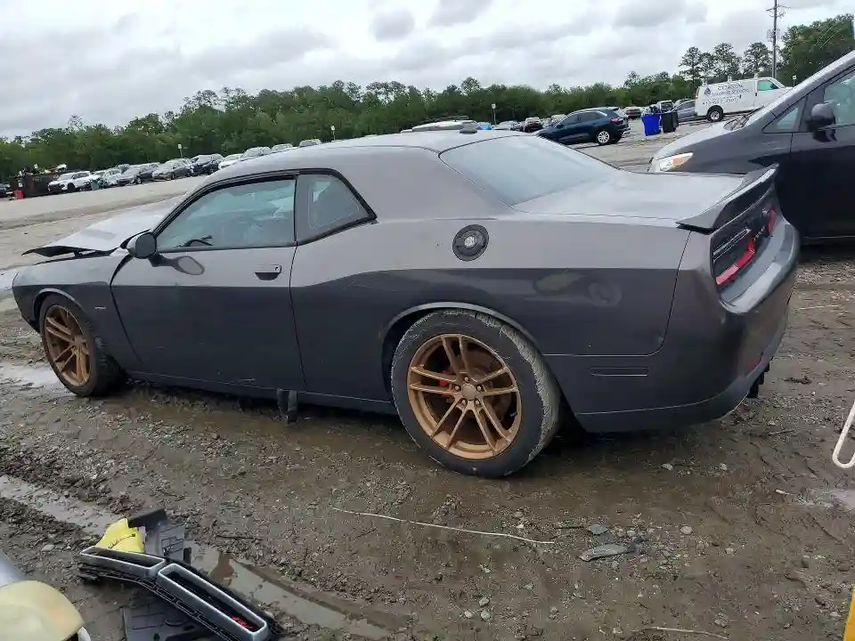 2C3CDZBT8JH219898 2018 DODGE CHALLENGER-1