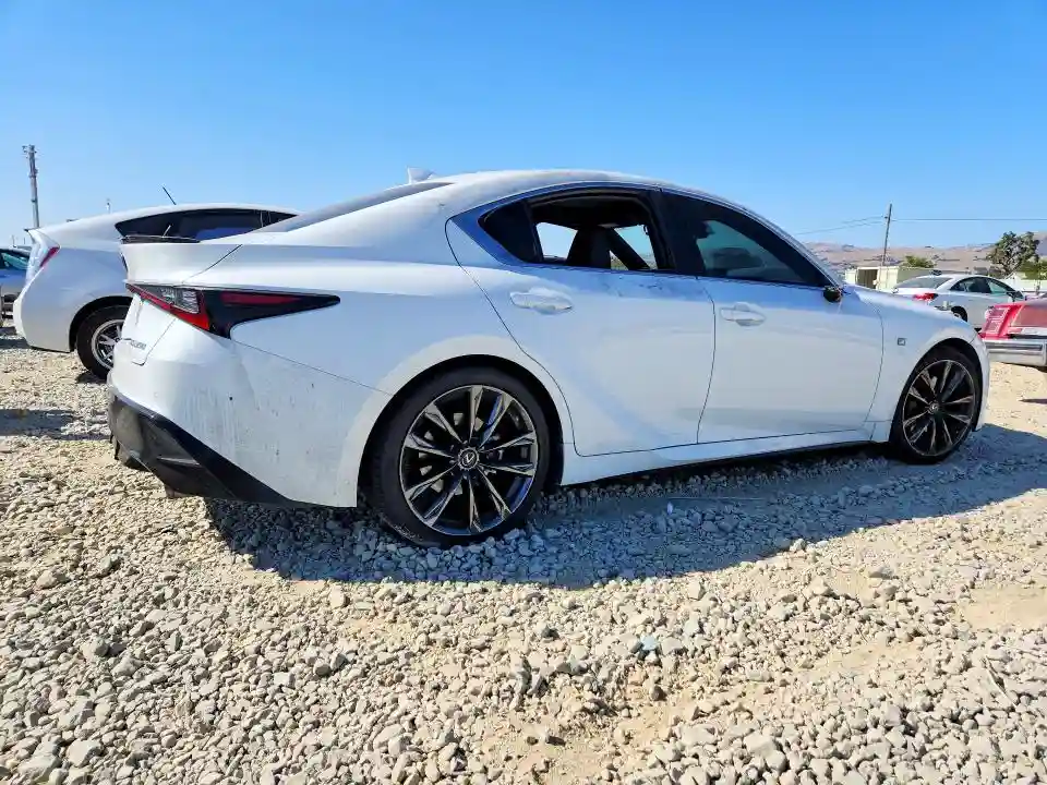 JTHGZ1B26N5052203 2022 LEXUS IS-2