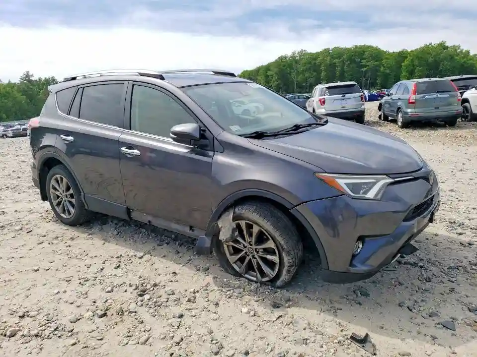 JTMDFREV6JJ182050 2018 TOYOTA RAV4-3