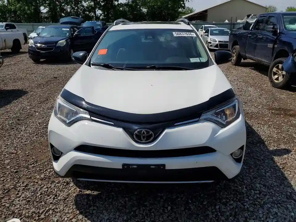 JTMRFREV6JJ721384 2018 TOYOTA RAV4-4