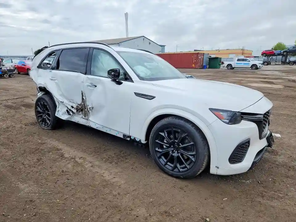 JM3KJDHC5T1210238 2026 MAZDA CX-70-3