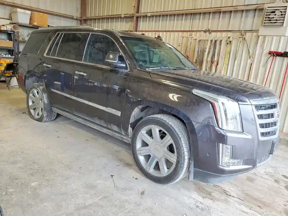 1GYS3CKJ3JR286635 2018 CADILLAC ESCALADE-3