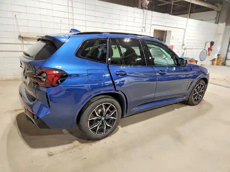 5UX83DP03R9W77994 2024 BMW X3-2