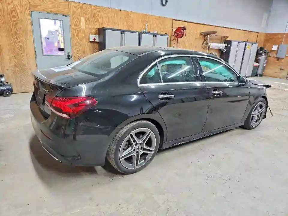 W1K3G4FB5MJ285518 2021 MERCEDES-BENZ A-CLASS-2