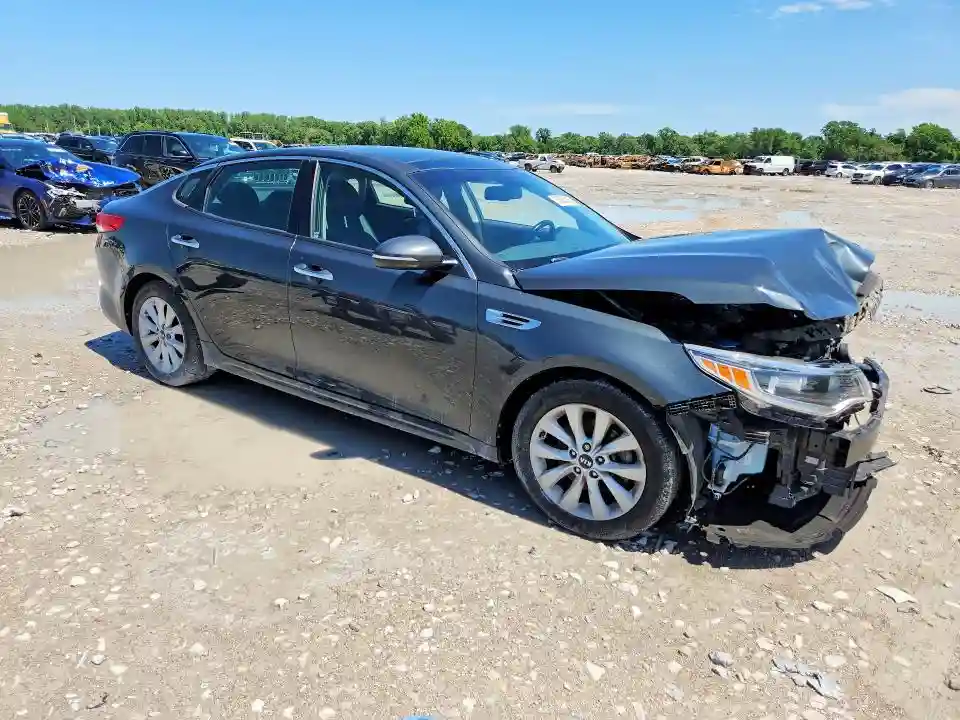 5XXGU4L36GG095883 2016 KIA OPTIMA-3
