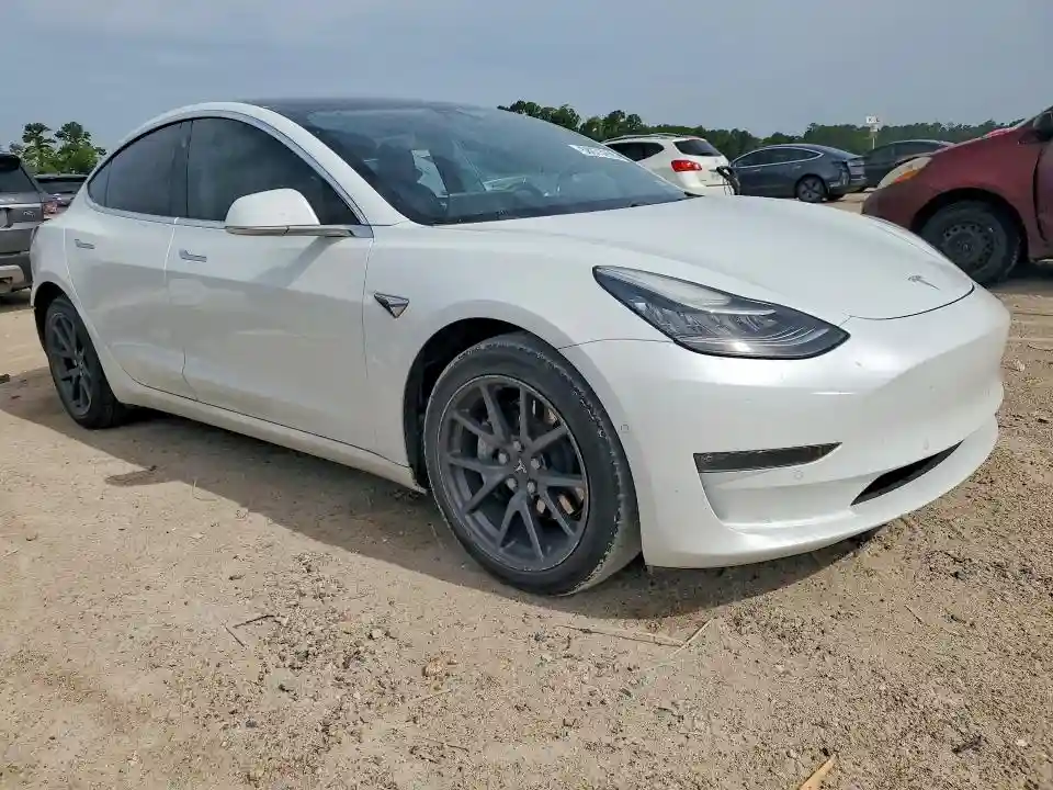 5YJ3E1EA4JF031339 2018 TESLA MODEL 3-3