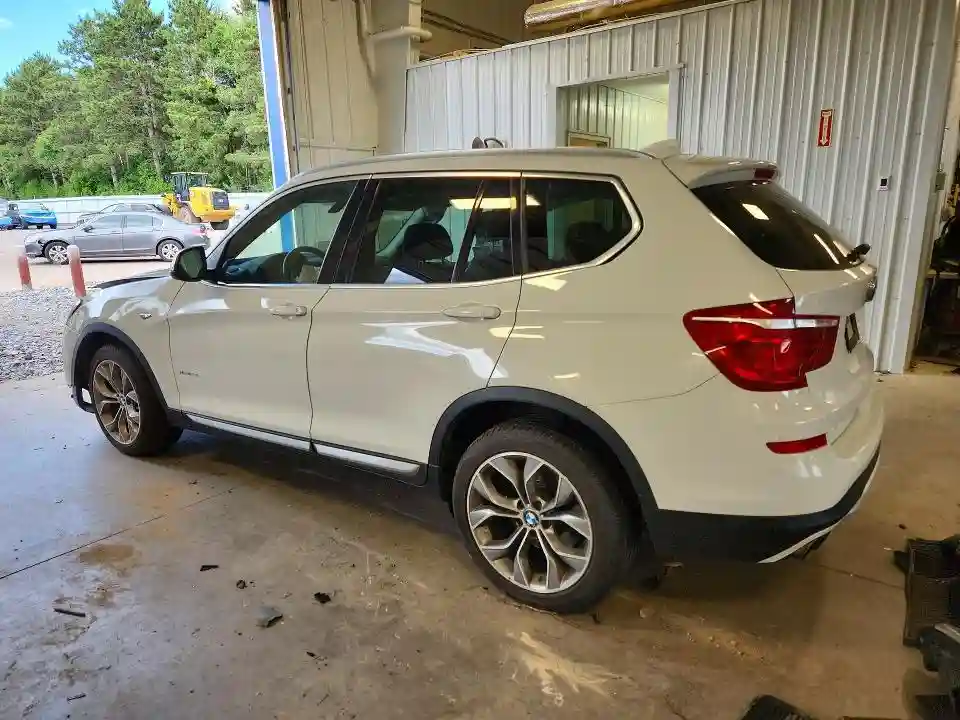 5UXWX9C56F0D44976 2015 BMW X3-1