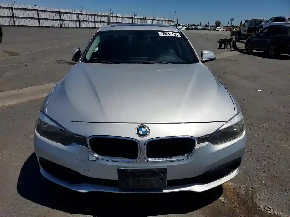 WBA8E1G56HNU14875 2017 BMW 3 SERIES-4
