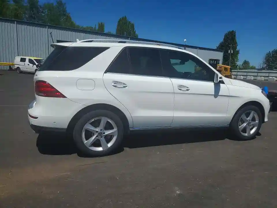 4JGDA5HB5HA991201 2017 MERCEDES-BENZ GLE-CLASS-2