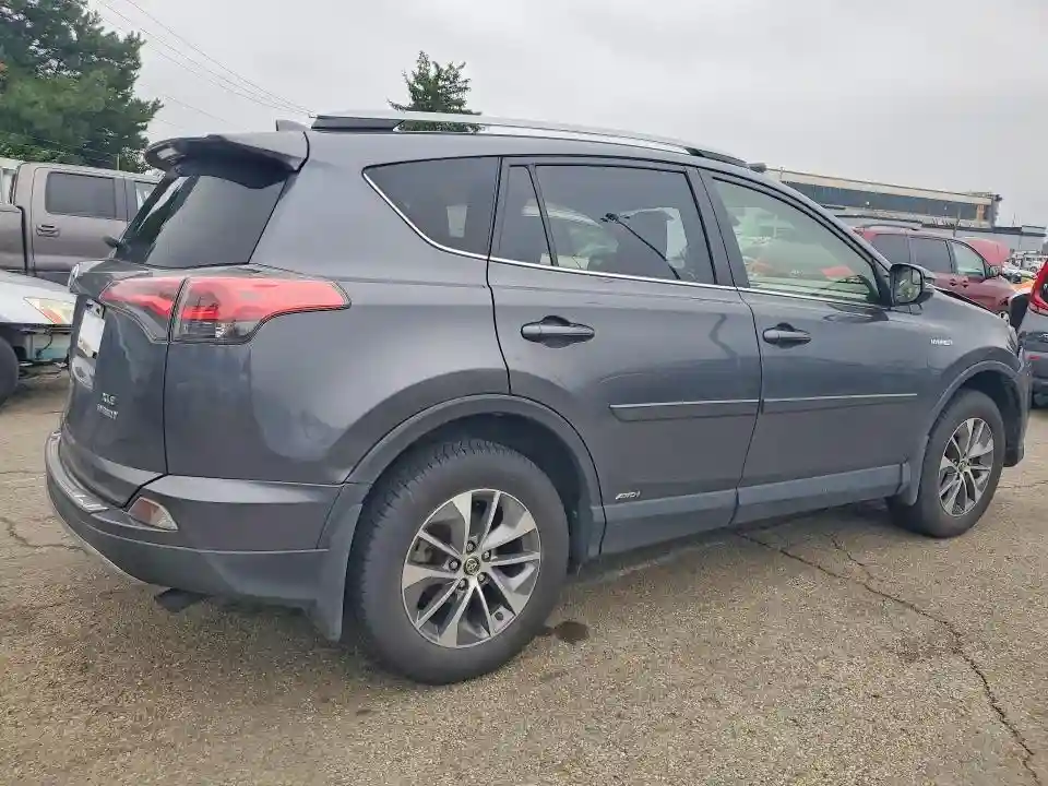 JTMRJREV1JD201705 2018 TOYOTA RAV4-2