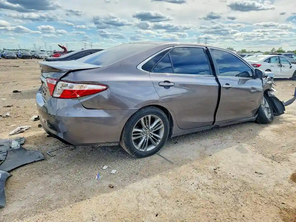 4T1BF1FK3HU304851 2017 TOYOTA CAMRY-2