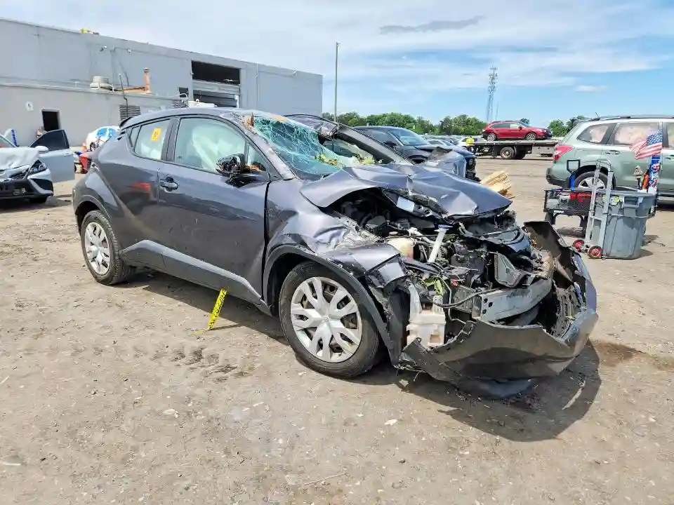 NMTKHMBX2KR096487 2019 TOYOTA C-HR-3
