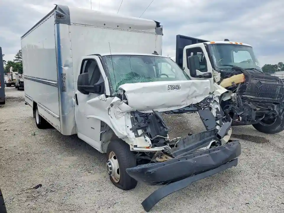 7GZ37TC74MN010691 2021 GMC SAVANA-3