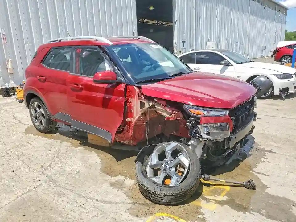 KMHRC8A31RU333671 2024 HYUNDAI VENUE-3