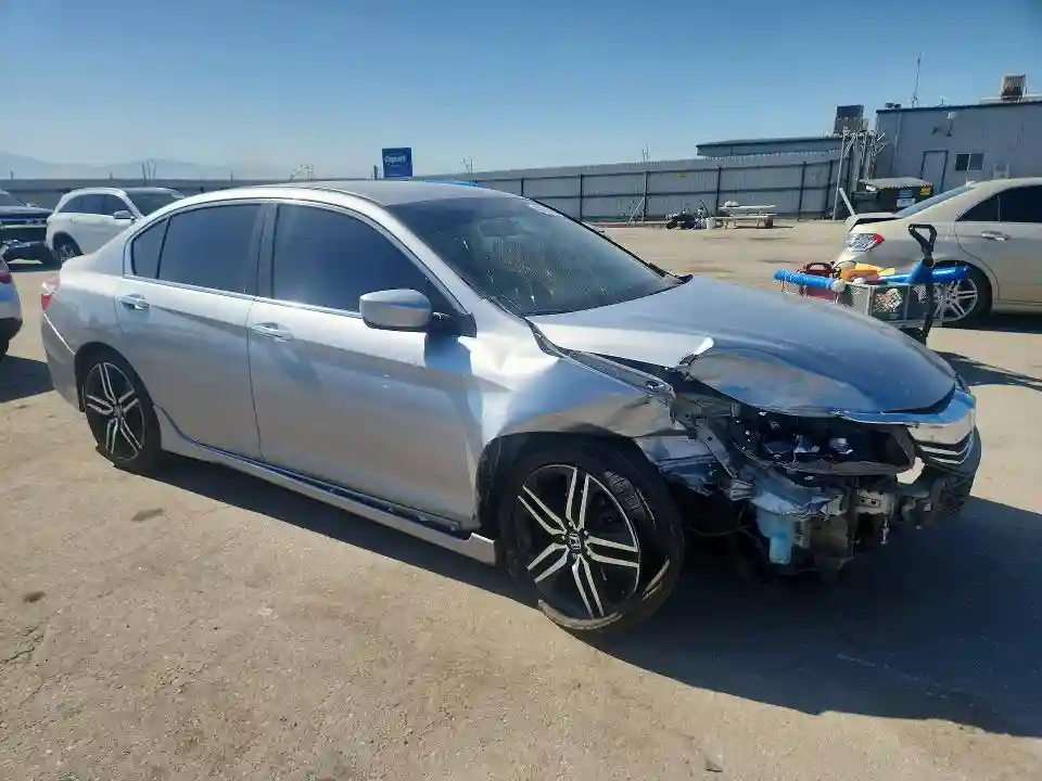 1HGCR2F12HA184654 2017 HONDA ACCORD-3