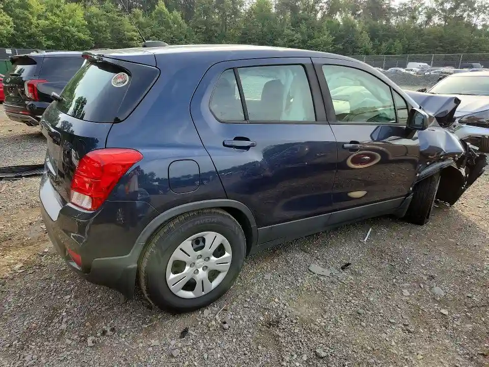 3GNCJKSB2JL204198 2018 CHEVROLET TRAX-2