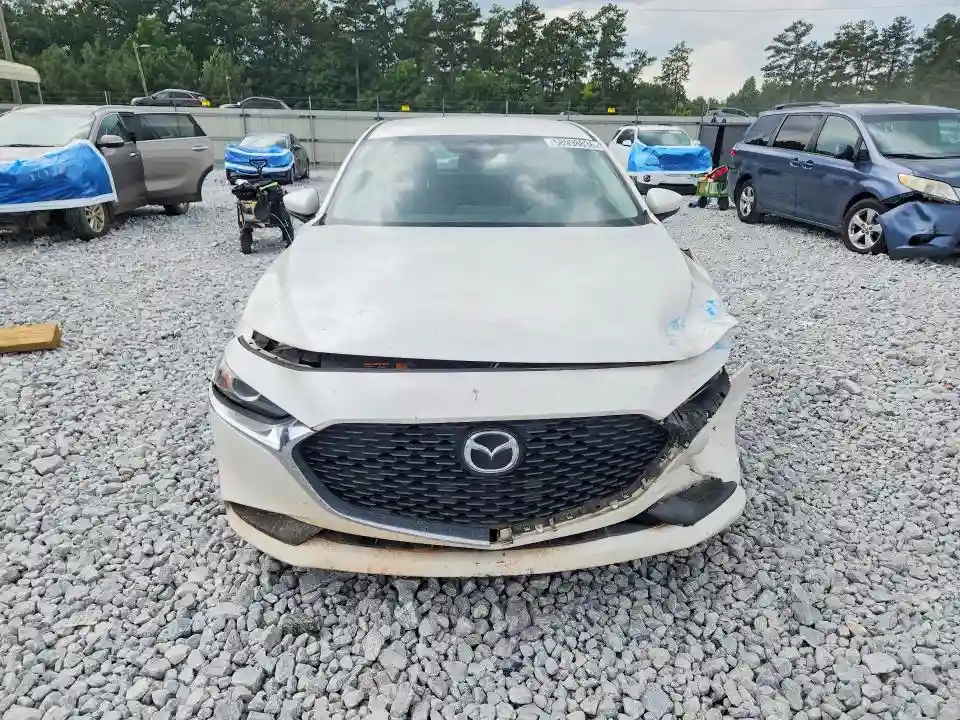 3MZBPABM8MM207617 2021 MAZDA 3-4
