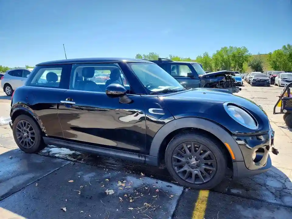 WMWXP5C32H2G61154 2017 MINI COOPER-3