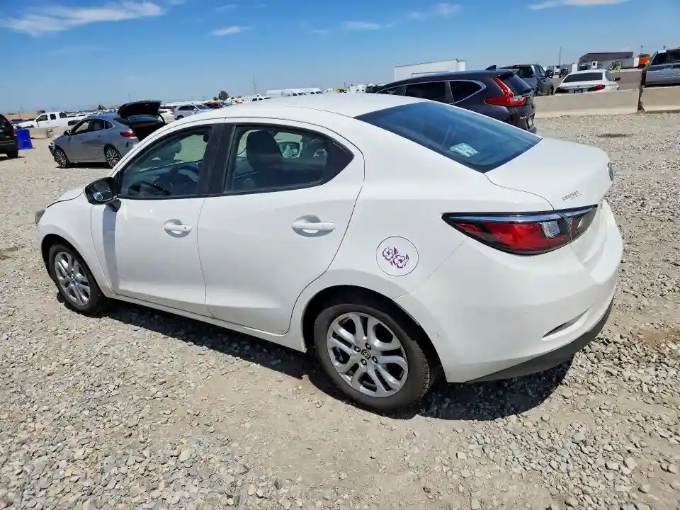 3MYDLBZV0GY117212 2016 SCION IA-1