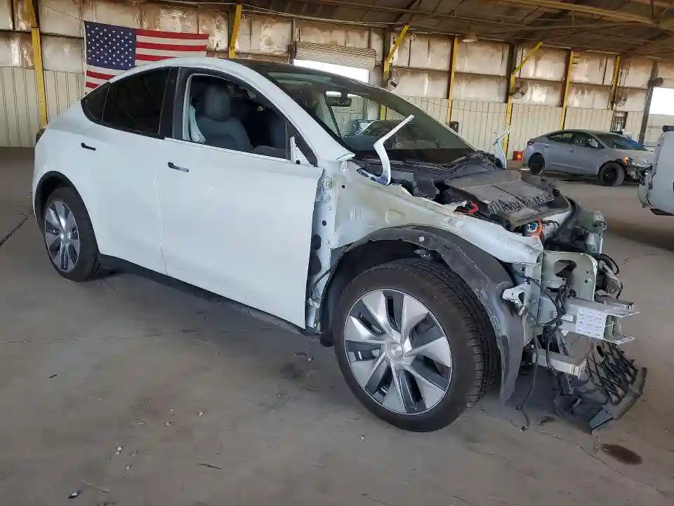 7SAYGDEEXPA093048 2023 TESLA MODEL Y-3