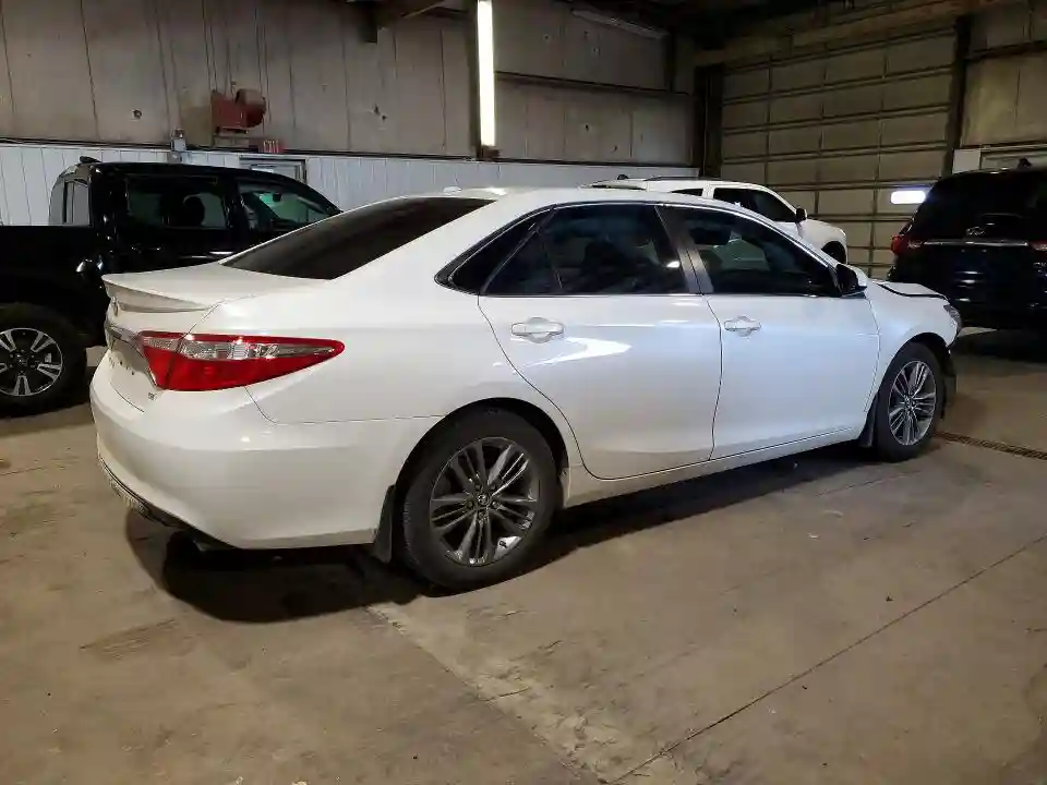 4T1BF1FK3HU305711 2017 TOYOTA CAMRY-2