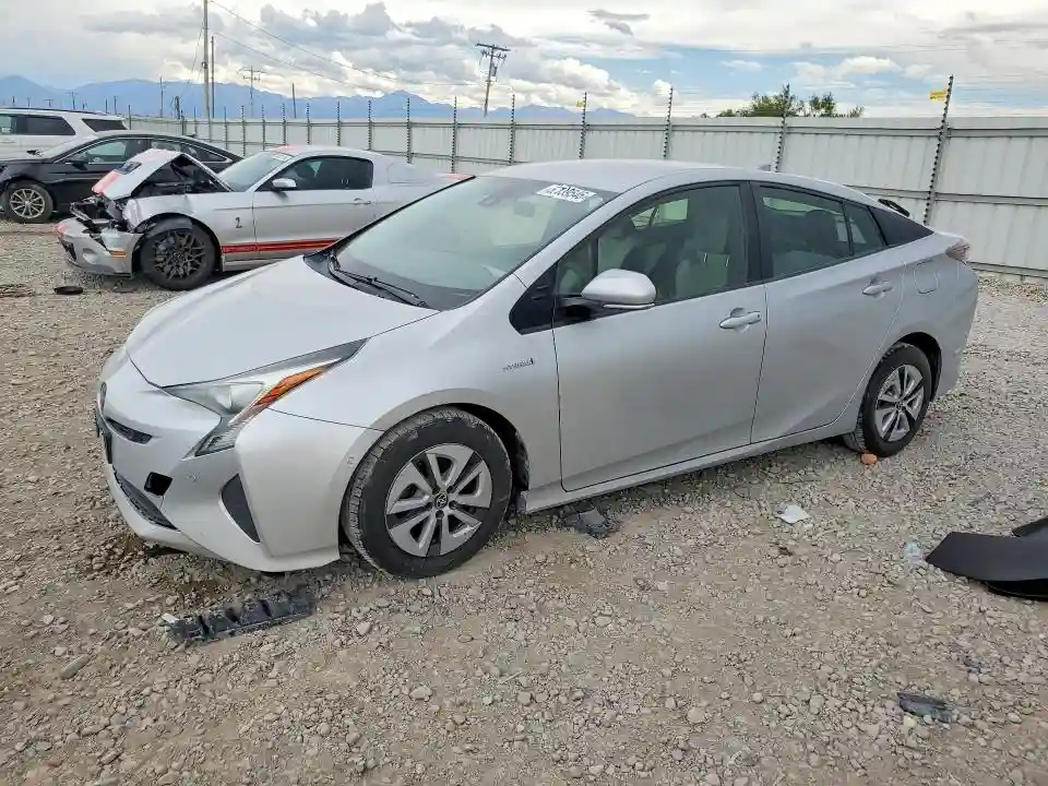 JTDKBRFU6J3602497 2018 TOYOTA PRIUS-0