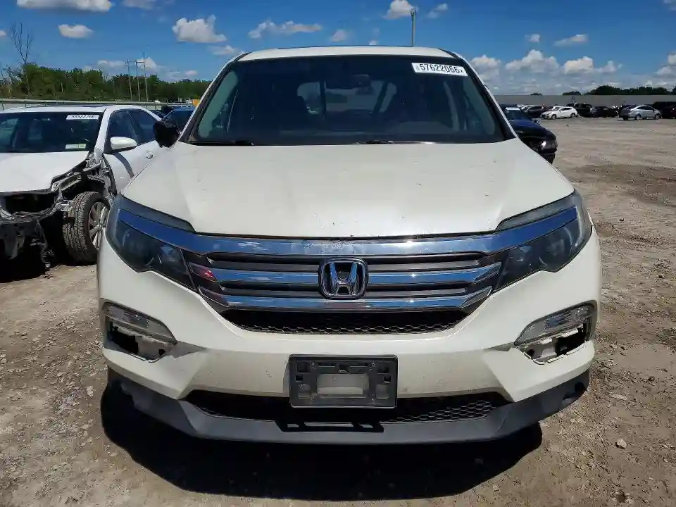 5FNYF6H56HB024028 2017 HONDA PILOT-4