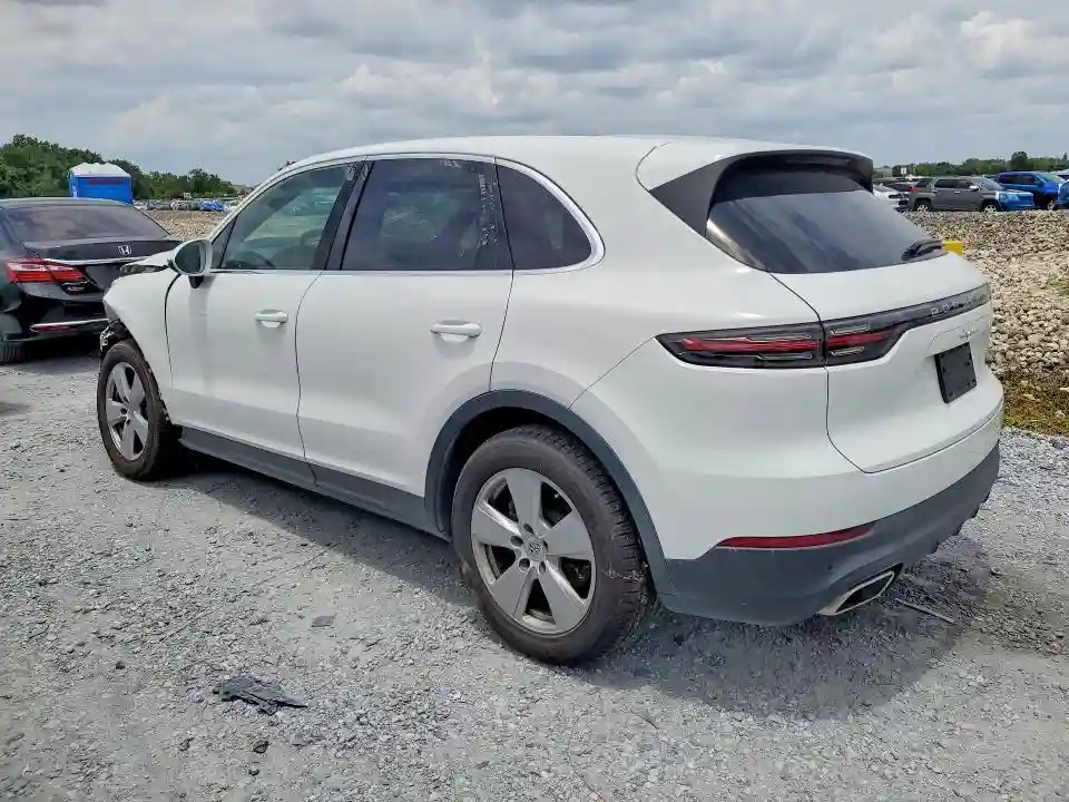 WP1AA2AY8KDA07032 2019 PORSCHE CAYENNE-1