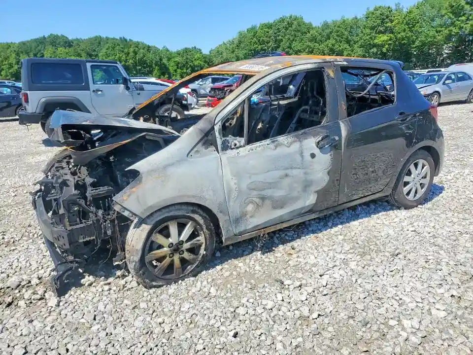 VNKKTUD3XFA024862 2015 TOYOTA YARIS-0