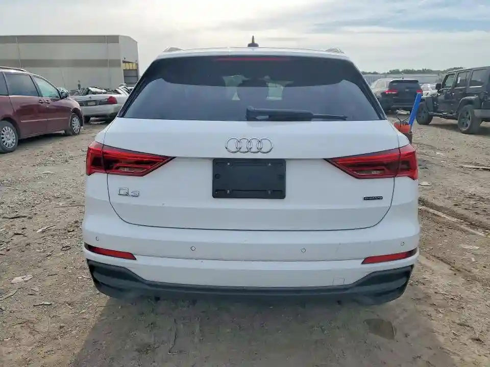 WA1DECF34S1034794 2025 AUDI Q3-5