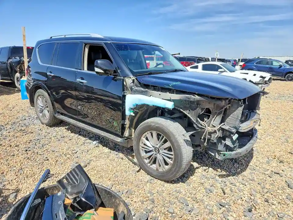 JN8AZ2NF0J9660611 2018 INFINITI QX80-3